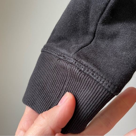 🌼 5/$25 New York Graphic Hoodie Black Youth Size 7/8 by Sears Cozy Athleisure - Picture 10 of 11